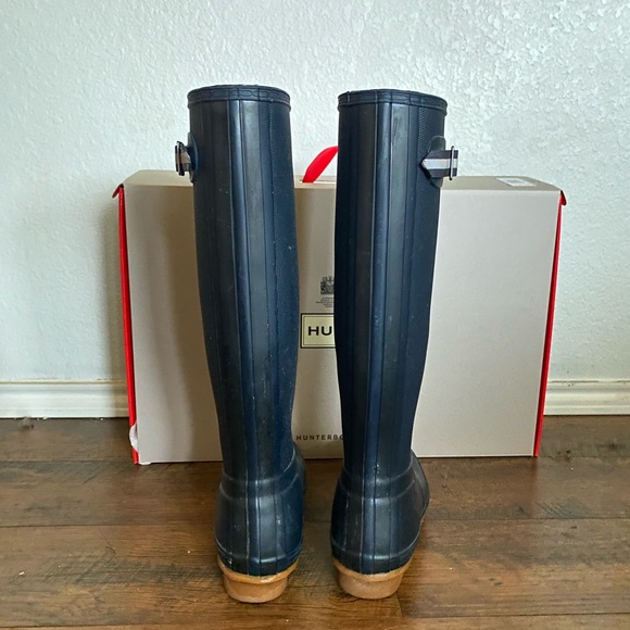 Hunter Boots - Picture 2 of 8